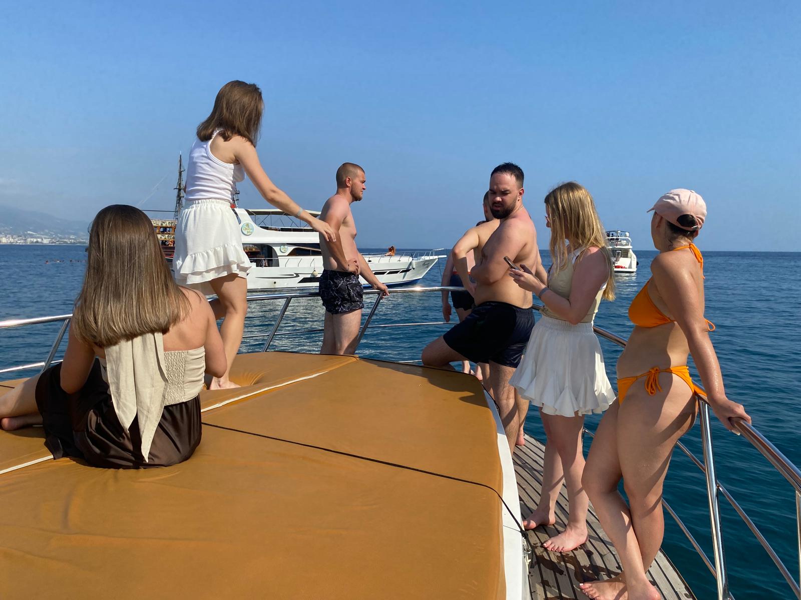 Yacht rental Alanya